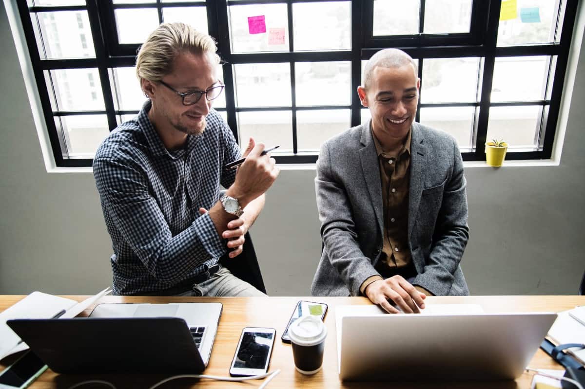 Schedule regular times when team members who aren’t involved in the sprint can be brought up-to-speed.