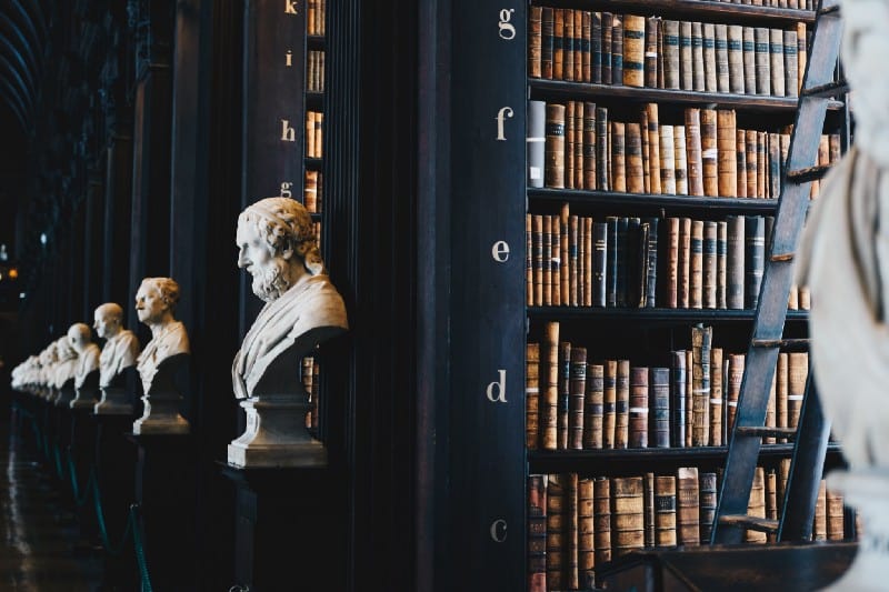 Statues and books